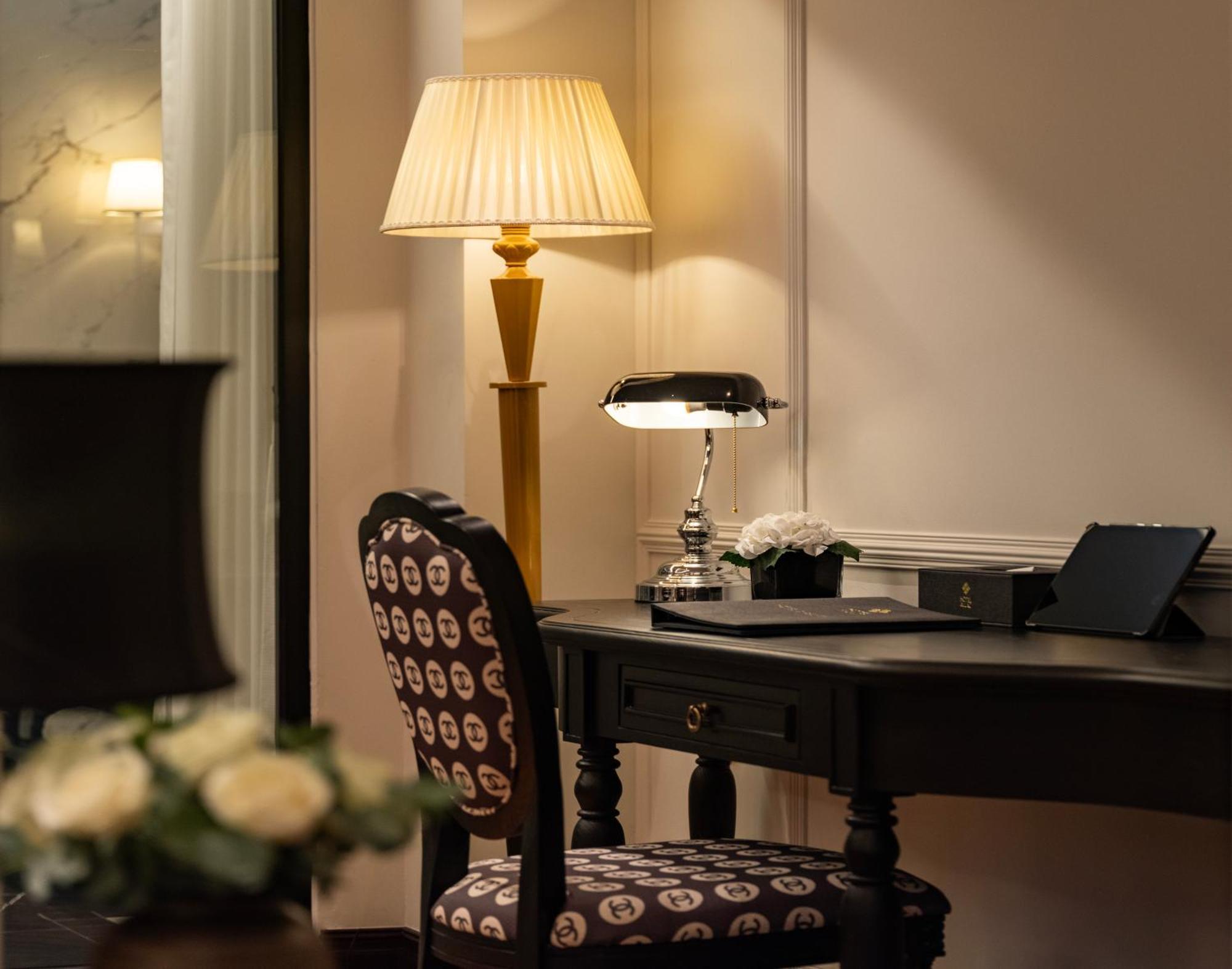 Grand Hotel Du Lac Hanoi Exterior photo