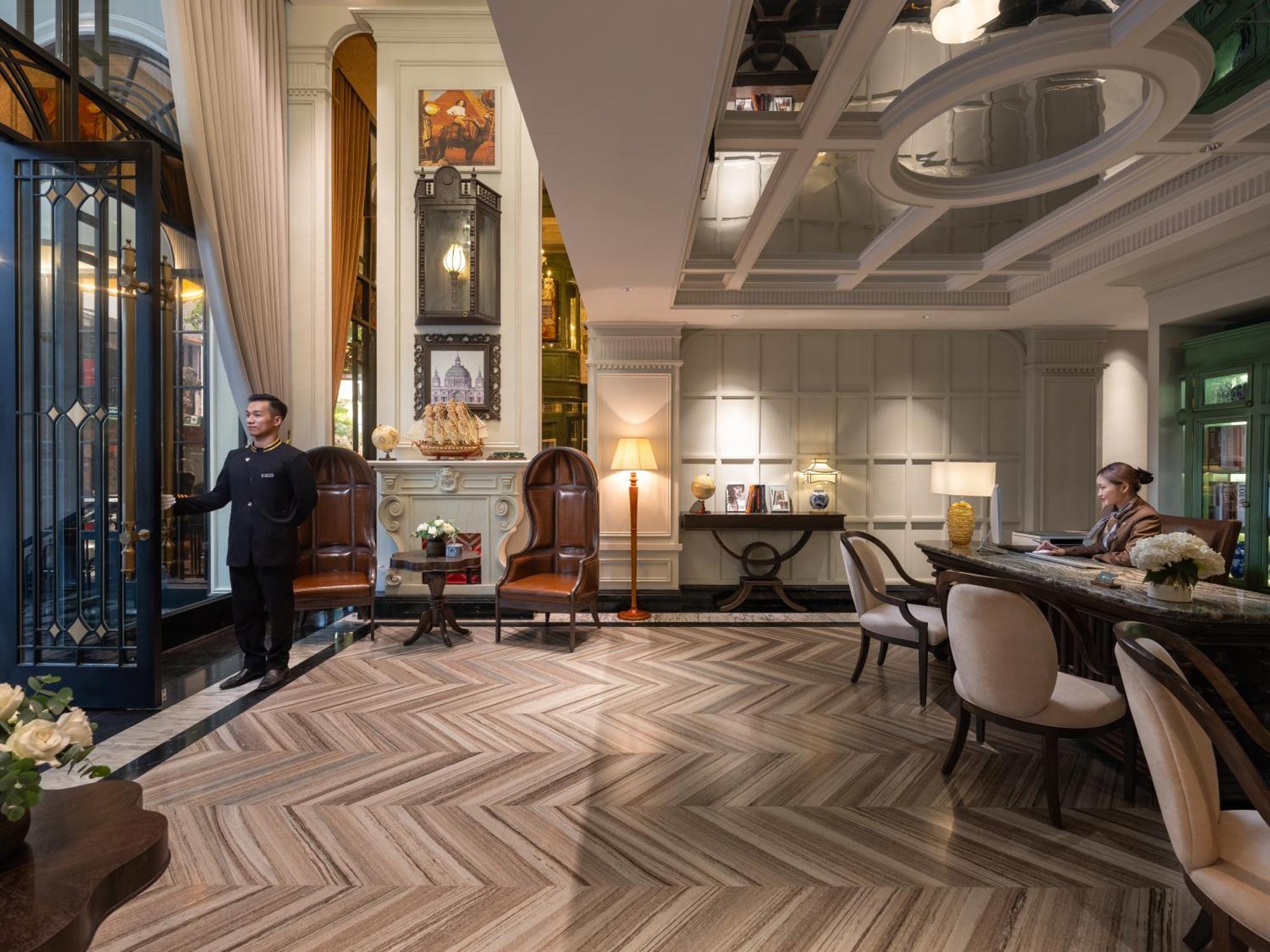 Grand Hotel Du Lac Hanoi Exterior photo The lobby of the hotel